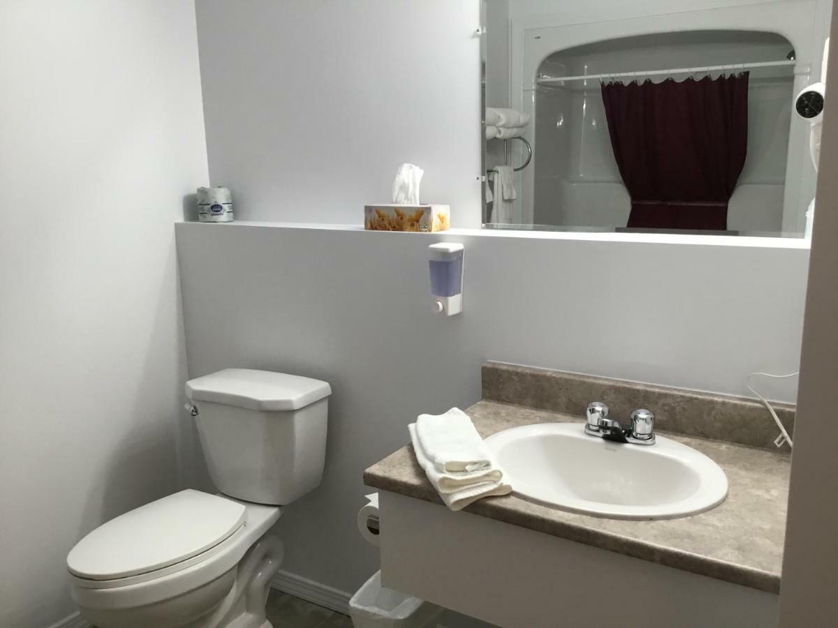 Fort Road Motel Perth-Andover Екстериор снимка